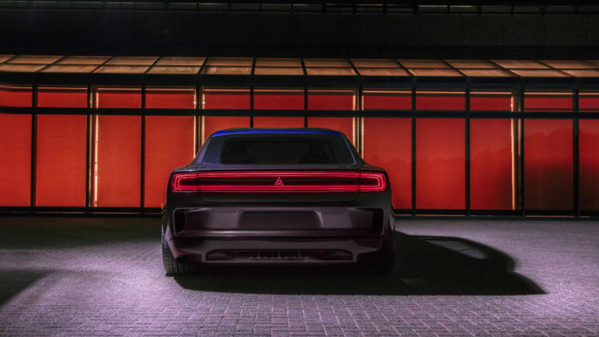 EV TAKE-OVER! Dodge to Discontinue Challenger and Charger in 2023