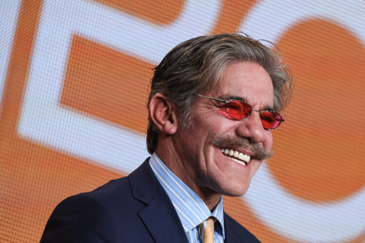 American journalist and longtime Fox News contributor Geraldo Rivera quit Fox News and then receives a standing ovation from his colleagues during a live broadcast.