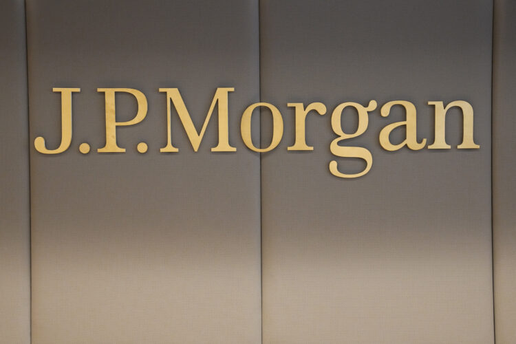 JP Morgan introduces new division aimed at serving wealthiest US families as it aims to attract more business from the nation's wealthiest families.