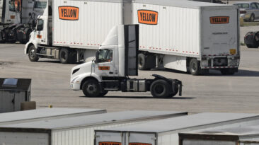 In a major blow to the U.S. trucking industry, Yellow shut down on Sunday, abruptly shutting down its operations and leaving approximately 30,000 workers without jobs.