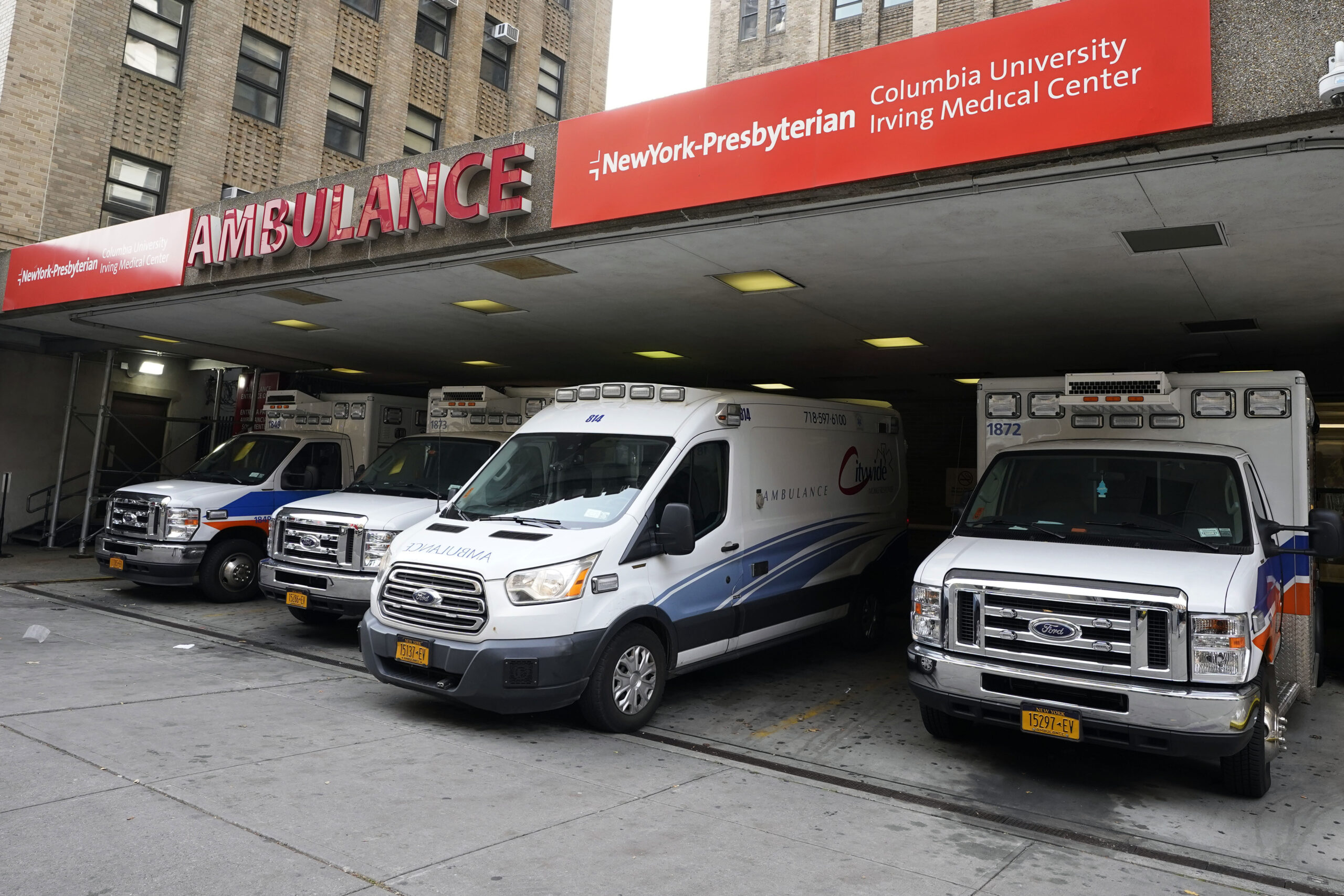 NYC Doctor Filmed Himself Drugging and Sexually Assaulting Female Patients A New York City doctor, Zhi Alan Cheng, faced arraignment for disturbing sex crime charges including drugging and raping patients while filming the process.