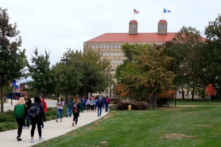 According to Fitch Ratings, an increasing number of American colleges and universities in the U.S. are shutting down or merging as enrollment numbers decline.