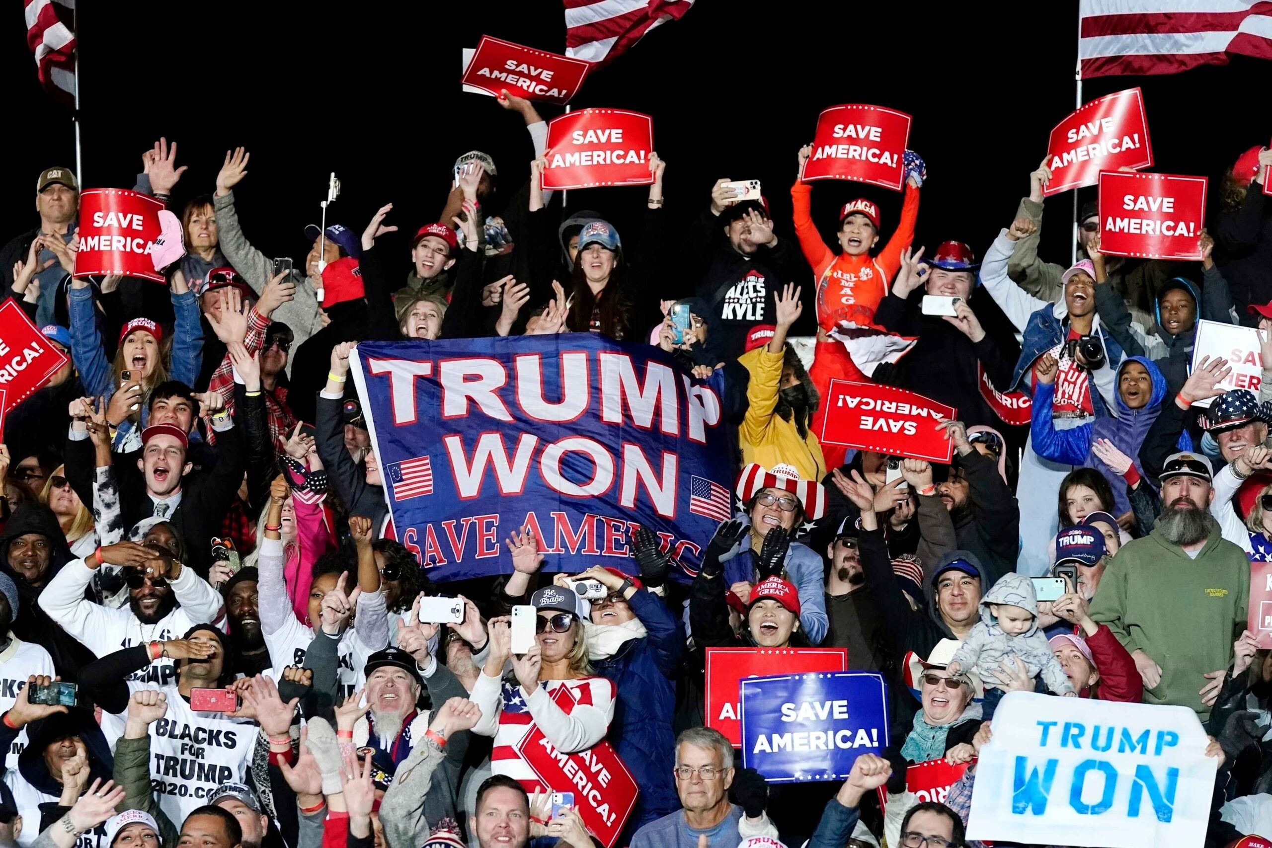 The centrist No Labels Party recruited more than 15,000 voters in Arizona, raising the possibility of a third-party challenge in the 2024 election. (AP Photo/Ross D. Franklin, File)