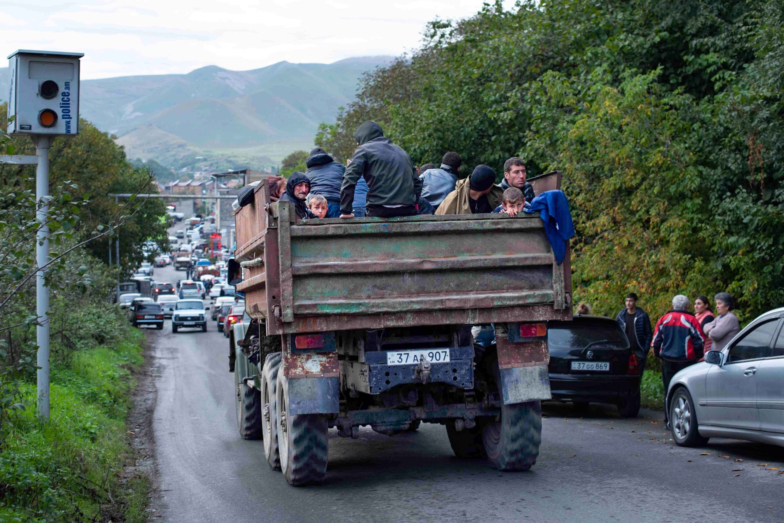 Nagorno-Karabakh Announces its Dissolution as 70,000 Armenians Flee The separatist Armenian government announced its intention to dissolve, marking the end of the unrecognized republic of Nagorno-Karabakh's existence by 2024.