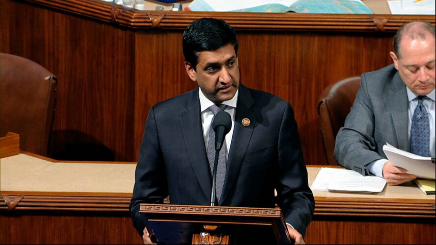 Rep. Ro Khanna introduced a bill today, called the "Political Reform Resolution," that would ban stock trading for Congress and other "anti-corruption" measures