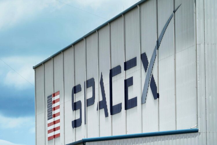 Elon Musk announced on Wednesday that he moved the incorporation of his company SpaceX from Delaware to Texas after a blowout with the state's Court of Chancery