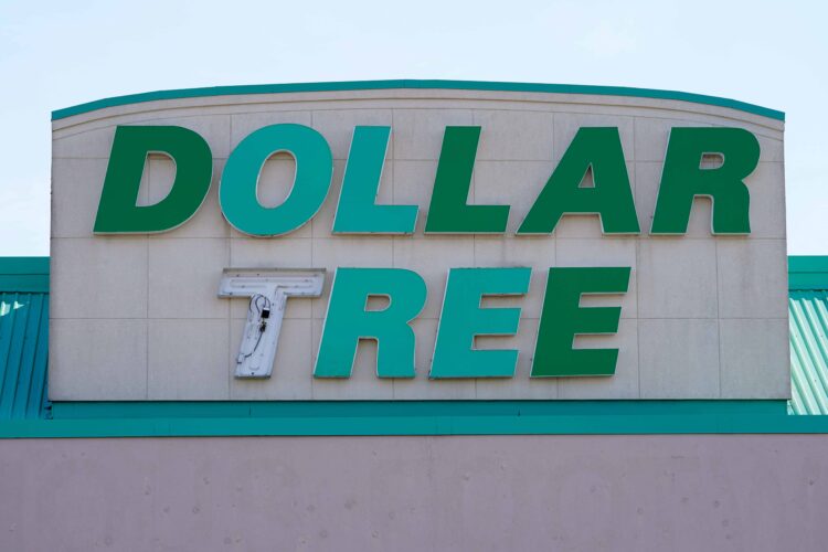 Discount retailer Dollar Tree is closing nearly 1,000 stores across the United States in response to quarterly losses and changes in customer spending.