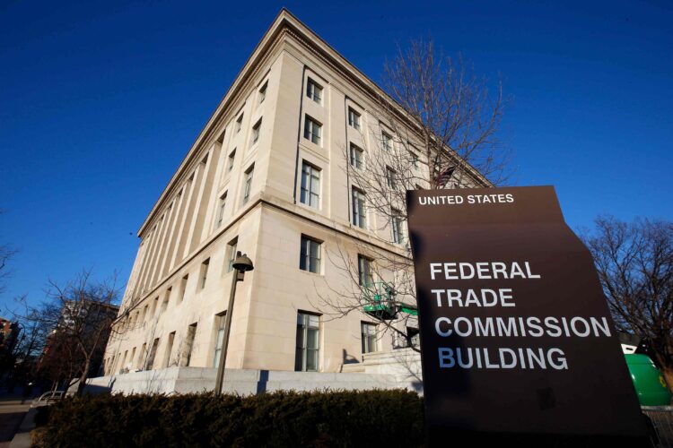 The Federal Trade Commission (FTC) voted to ban noncompete agreements from employee contracts, allowing workers to join rival companies after leaving a job. (AP Photo/Alex Brandon, File)