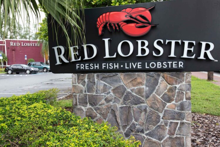 Seafood chain Red Lobster is currently deciding whether it should file a chapter 11 bankruptcy to avoid collapse. It is being advised by King & Spalding