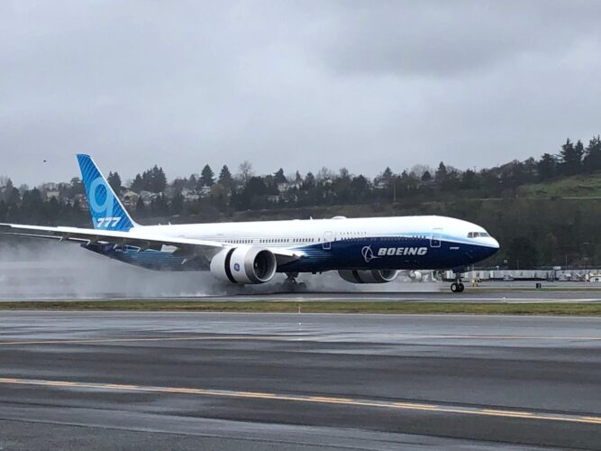 Boeing’s fleet of 777 jets is reportedly at risk of fire and explosion due to an electrical flaw, according to the Federal Aviation Administration (FAA).