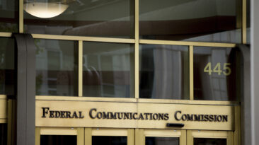 The Sixth Circuit Court of Appeals ruled that the FCC lacks the authority to reinstate net neutrality rules to regulate broadband providers like utilities.